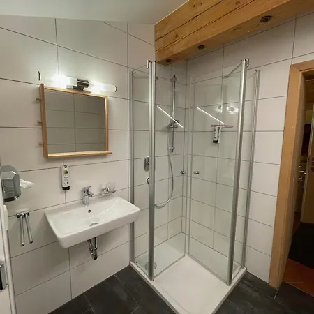 Garni Baerenwirt Alojamento de Acomodação e Pequeno-almoço Leutasch