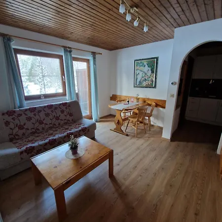 Garni Baerenwirt Alojamento de Acomodação e Pequeno-almoço Leutasch